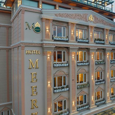 Hotel Meerz Srīnagar Kültér fotó